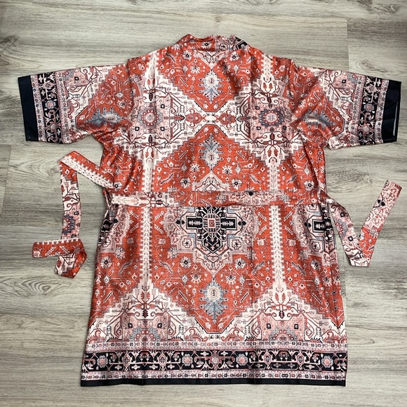 David’s Bridal Multicolor Silky Tie Waist Knee Length Robe Size S/M - Picture 9 of 16